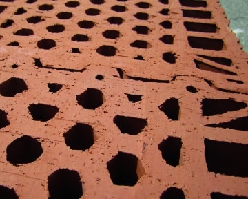 Inquinamento acustico come proteggersi con i laterizi per benessere acustico