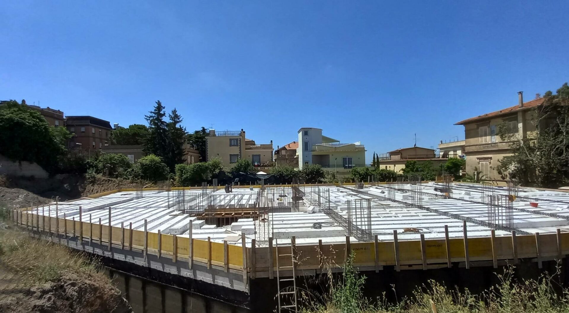 Produzione Contemporanea di Laterizi Poroton: Sostenibilità