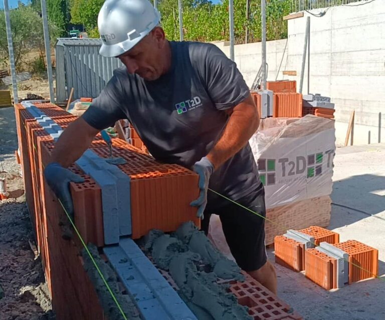 Criteri innovativi di progettazione e manutenzione predittiva per murature ad alte prestazioni