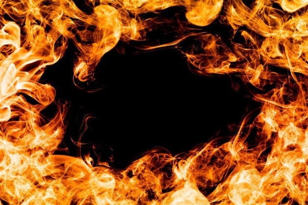 Nell’abbraccio della fornace: la passione e il calore della produzione dei laterizi