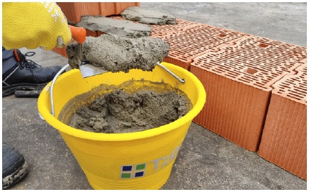 Integrazione tra murature Poroton e impianti passivi (ventilazione, schermature, geotermia)