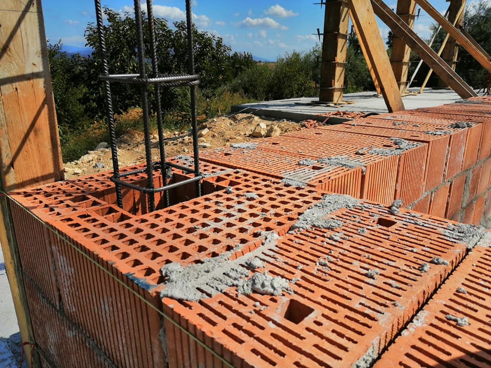 Muratura armata antisismica in laterizio